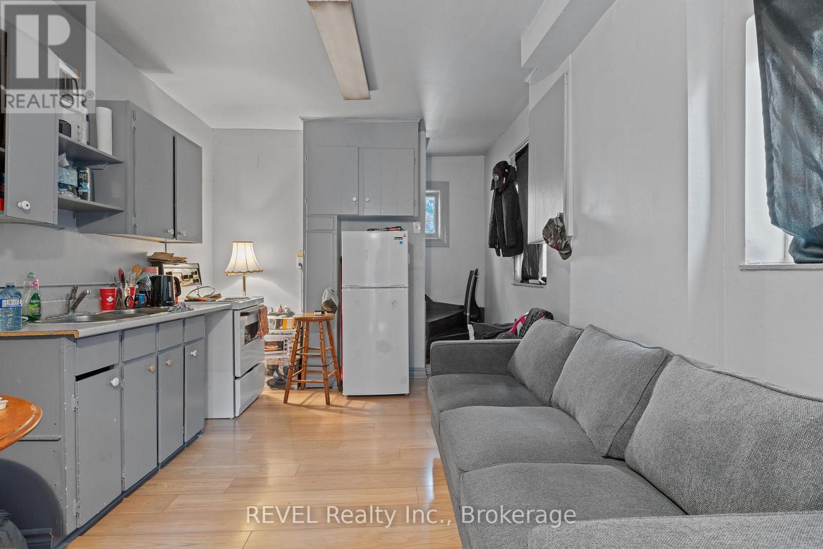 35 Catherine Street, St. Catharines, Ontario  L2R 5E8 - Photo 36 - X12551474