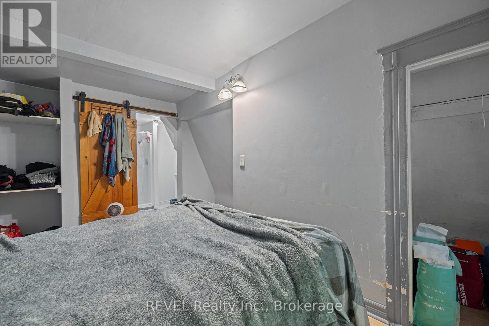 35 Catherine Street, St. Catharines, Ontario  L2R 5E8 - Photo 38 - X12551474