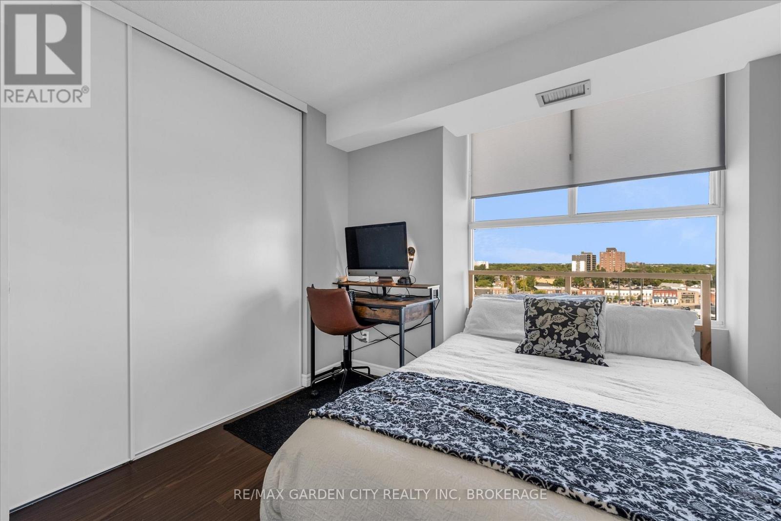 1111 - 7 Gale Crescent, St. Catharines, Ontario  L2R 7M8 - Photo 15 - X12551542