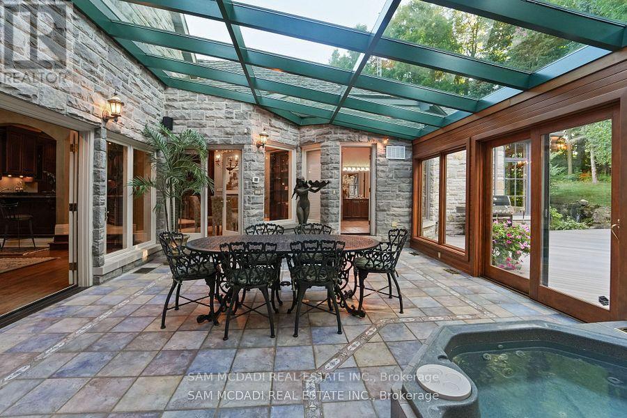 10140 Pineview Trail, Milton, Ontario  L0P 1B0 - Photo 14 - W12551356