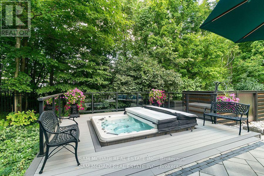 10140 Pineview Trail, Milton, Ontario  L0P 1B0 - Photo 46 - W12551356