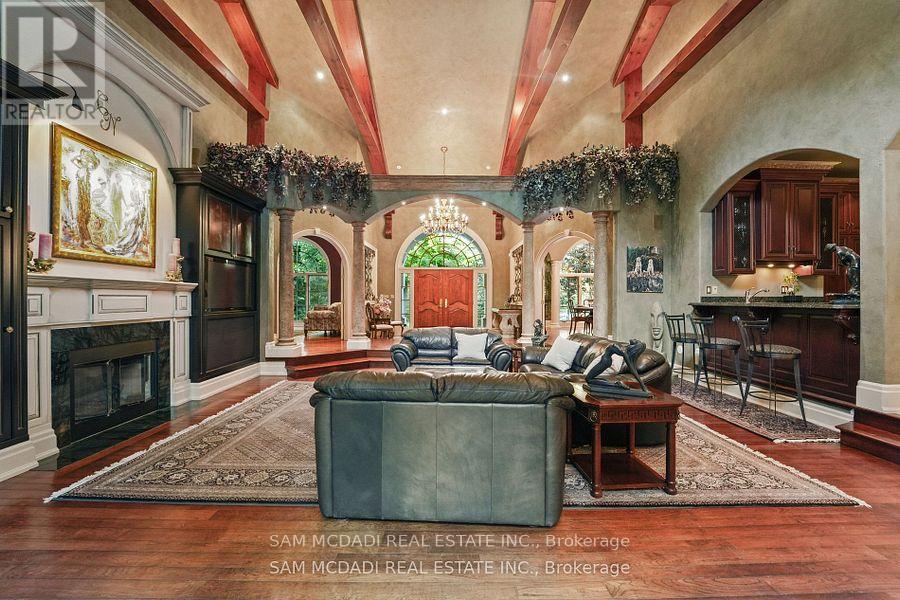 10140 Pineview Trail, Milton, Ontario  L0P 1B0 - Photo 8 - W12551356