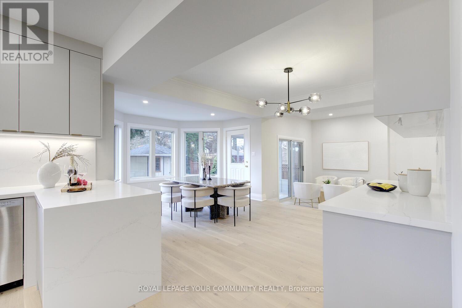 4128 Tapestry Trail, Mississauga, Ontario  L4W 4B7 - Photo 17 - W12551372