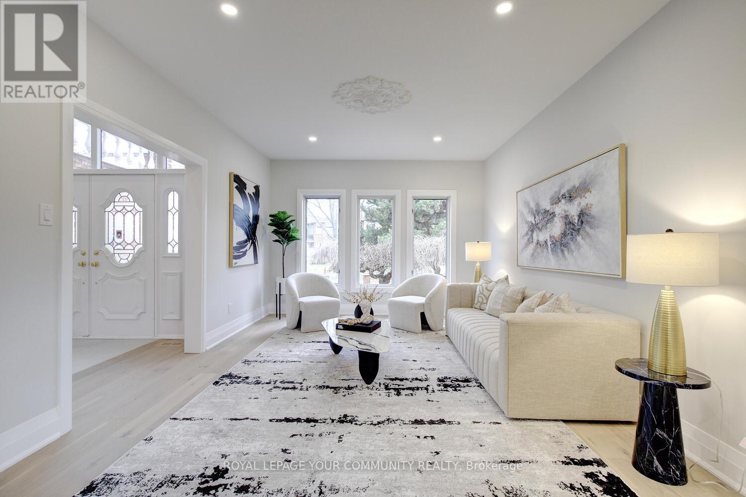 4128 Tapestry Trail, Mississauga, Ontario  L4W 4B7 - Photo 6 - W12551372