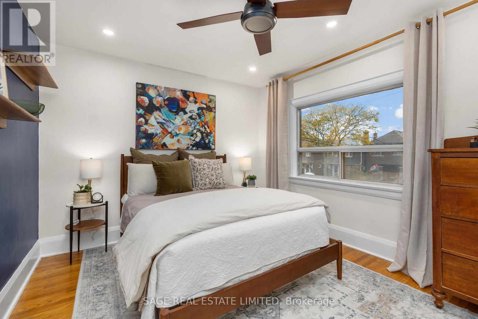 837 Windermere Avenue, Toronto, Ontario M6S 3M5 - Photo 20 - W12551398