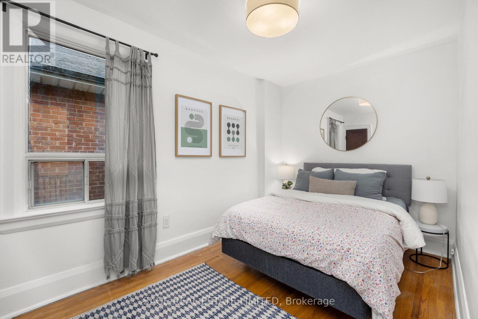 837 Windermere Avenue, Toronto, Ontario M6S 3M5 - Photo 26 - W12551398