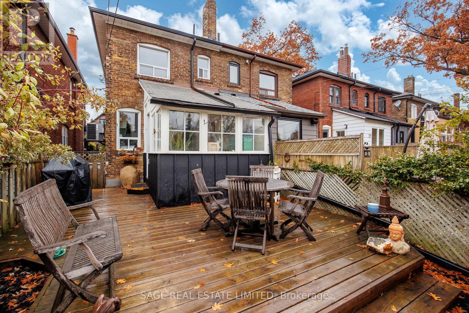 837 Windermere Avenue, Toronto, Ontario M6S 3M5 - Photo 29 - W12551398