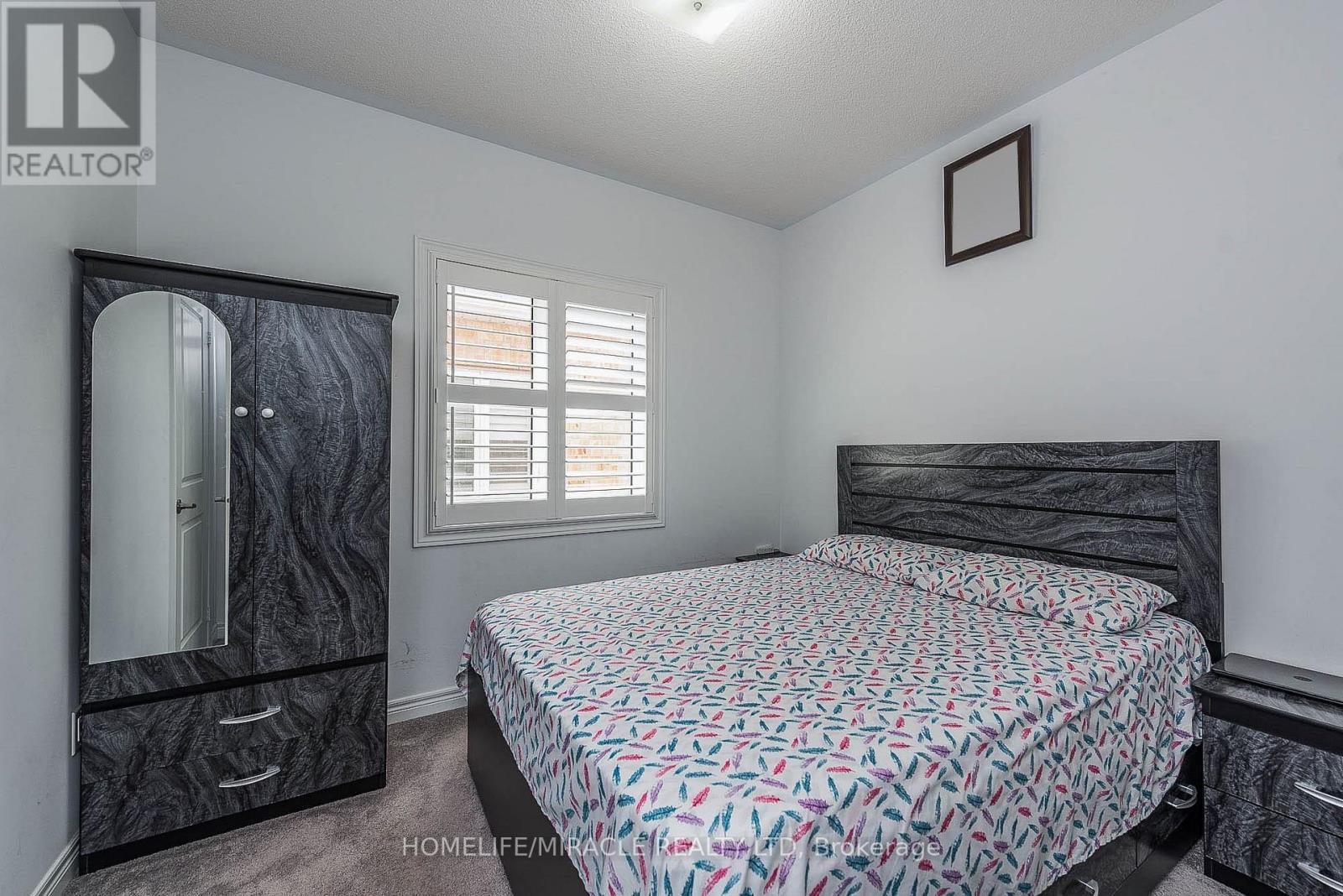 15 Bachelor Street, Brampton, Ontario  L7A 5B1 - Photo 35 - W12551418