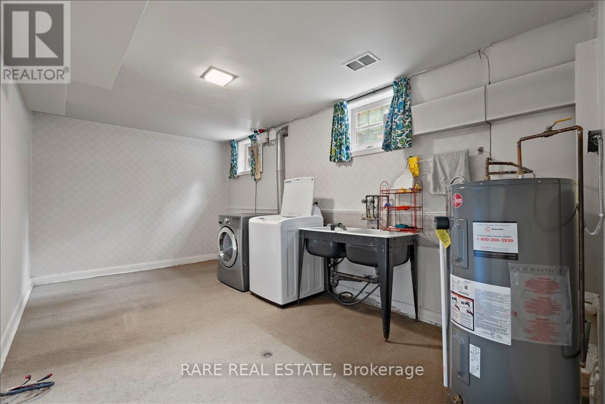 2 Aylesbury Road, Toronto, Ontario  M9A 2M4 - Photo 22 - W12551436