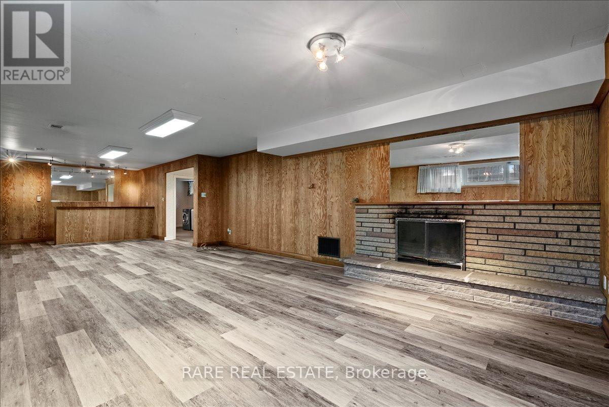 2 Aylesbury Road, Toronto, Ontario  M9A 2M4 - Photo 27 - W12551436