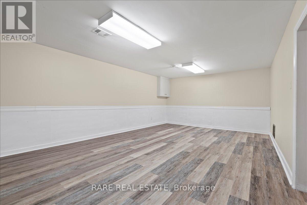 2 Aylesbury Road, Toronto, Ontario  M9A 2M4 - Photo 28 - W12551436