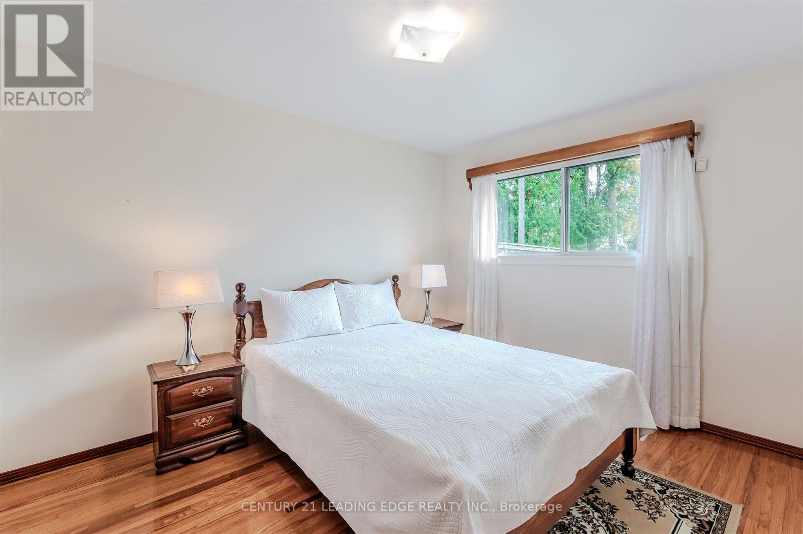 41 Stanley Court, Brampton, Ontario  L6Y 2B1 - Photo 11 - W12551446