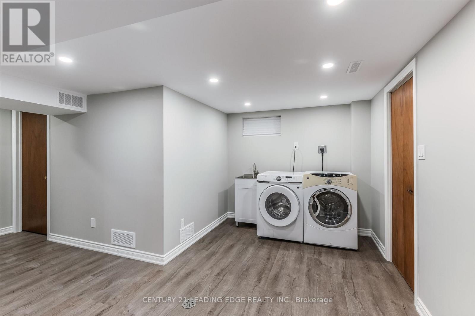 41 Stanley Court, Brampton, Ontario  L6Y 2B1 - Photo 19 - W12551446