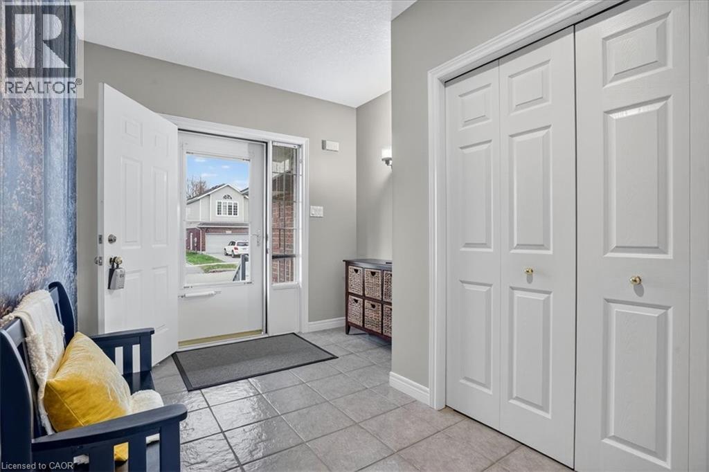 166 Bridgewater Crescent, Waterloo, Ontario  N2T 2M1 - Photo 5 - 40786205