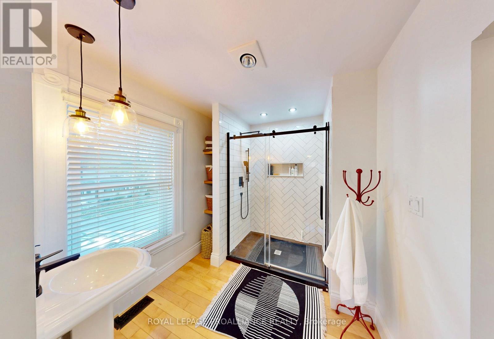 212 Foster Avenue, Belleville, Ontario K8N 3R2 - Photo 22 - X12551546