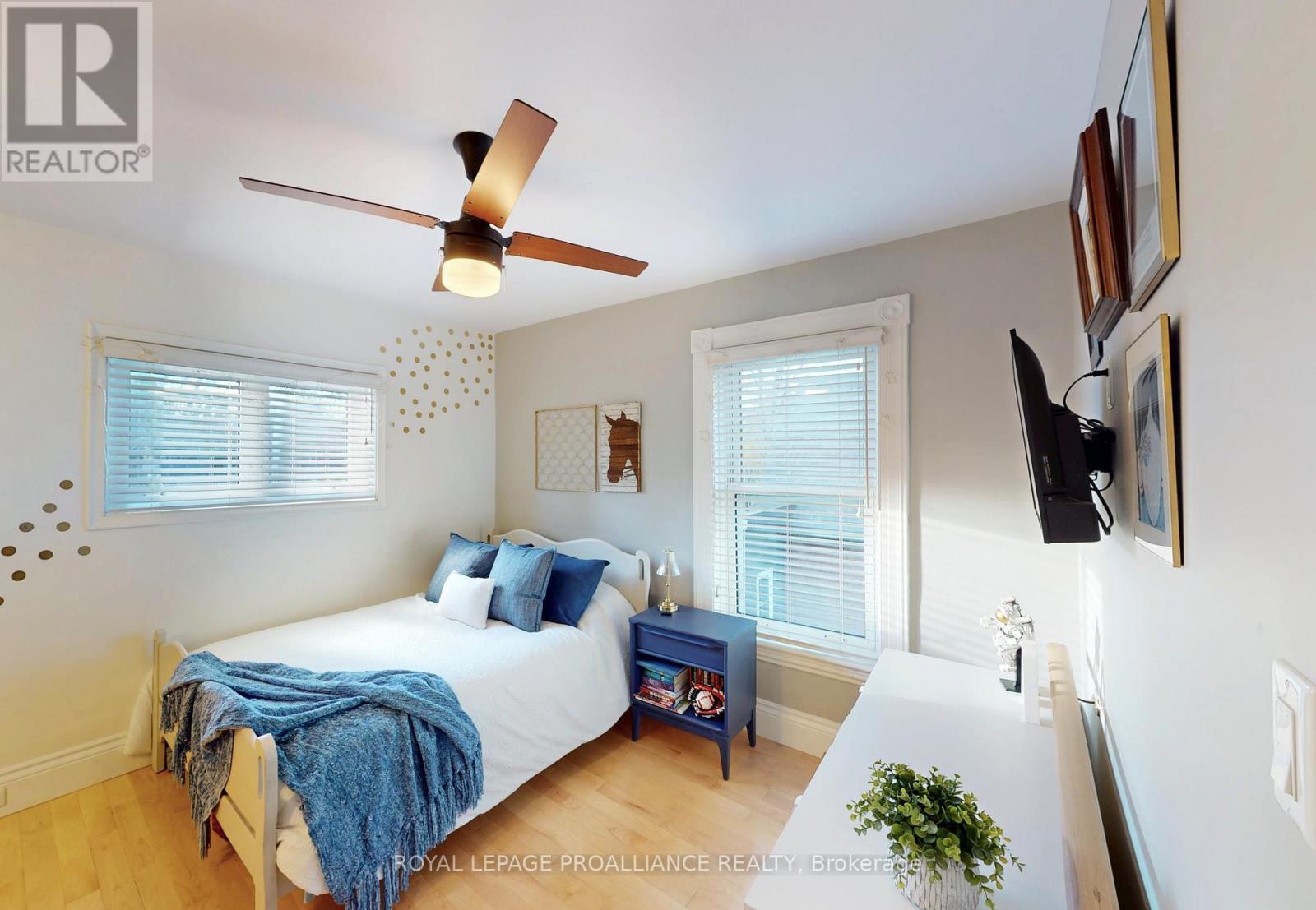 212 Foster Avenue, Belleville, Ontario K8N 3R2 - Photo 24 - X12551546