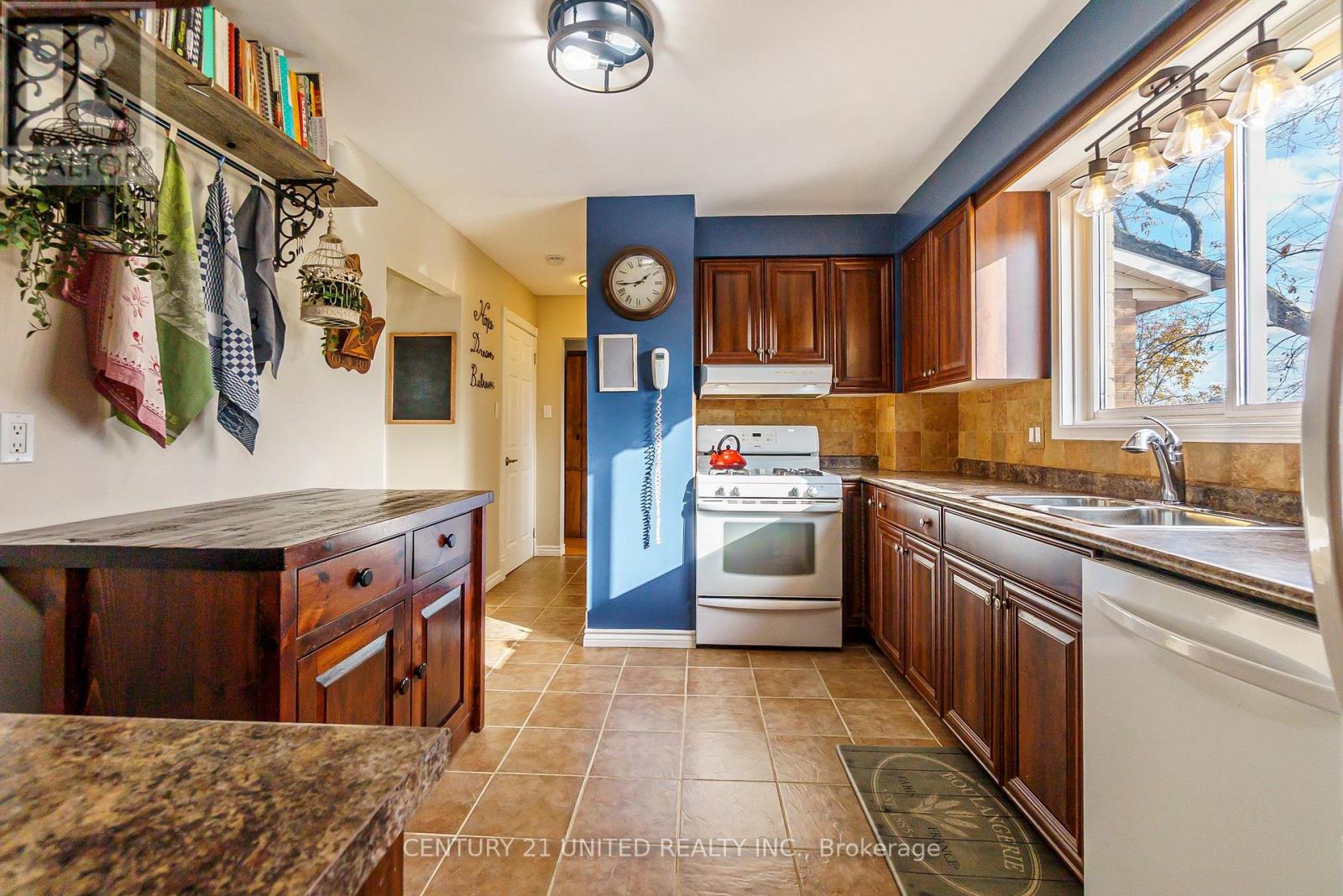 2627 Ridgetop Crescent, Peterborough, Ontario  K9L 1J1 - Photo 11 - X12551662