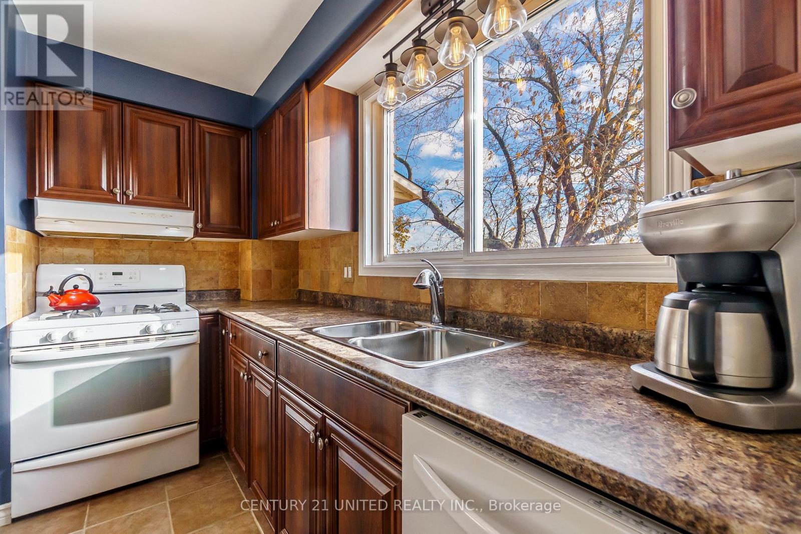 2627 Ridgetop Crescent, Peterborough, Ontario  K9L 1J1 - Photo 12 - X12551662