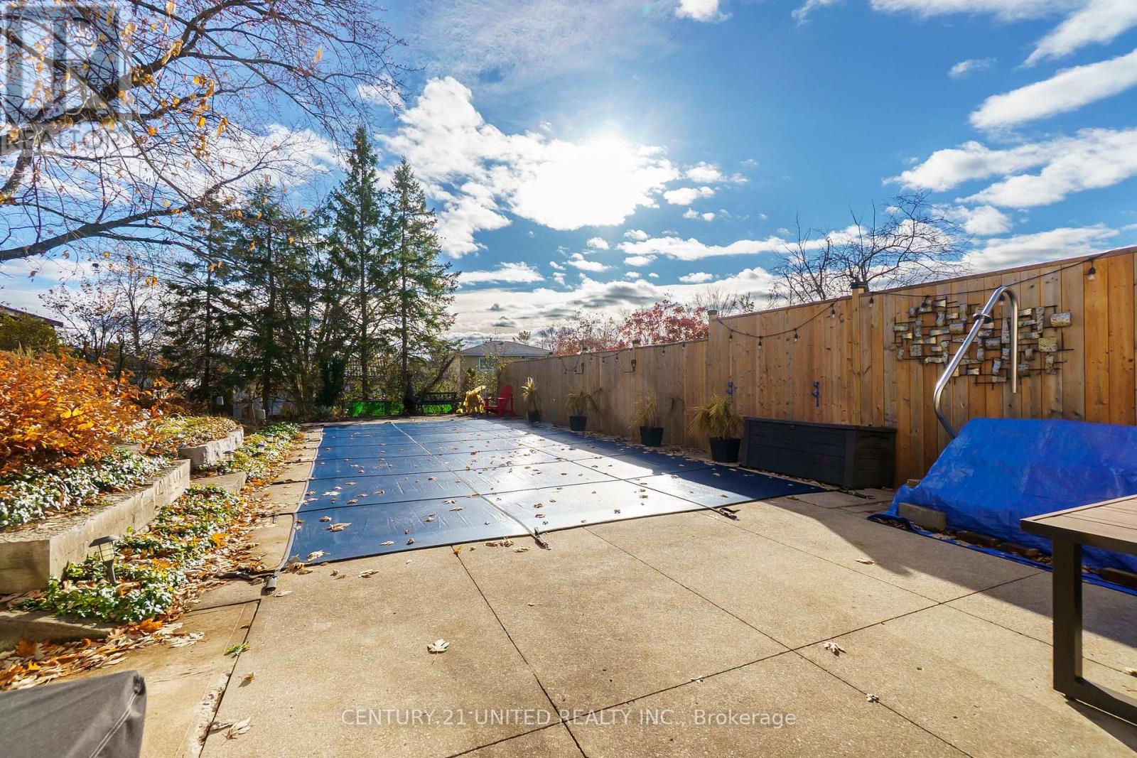 2627 Ridgetop Crescent, Peterborough, Ontario  K9L 1J1 - Photo 3 - X12551662