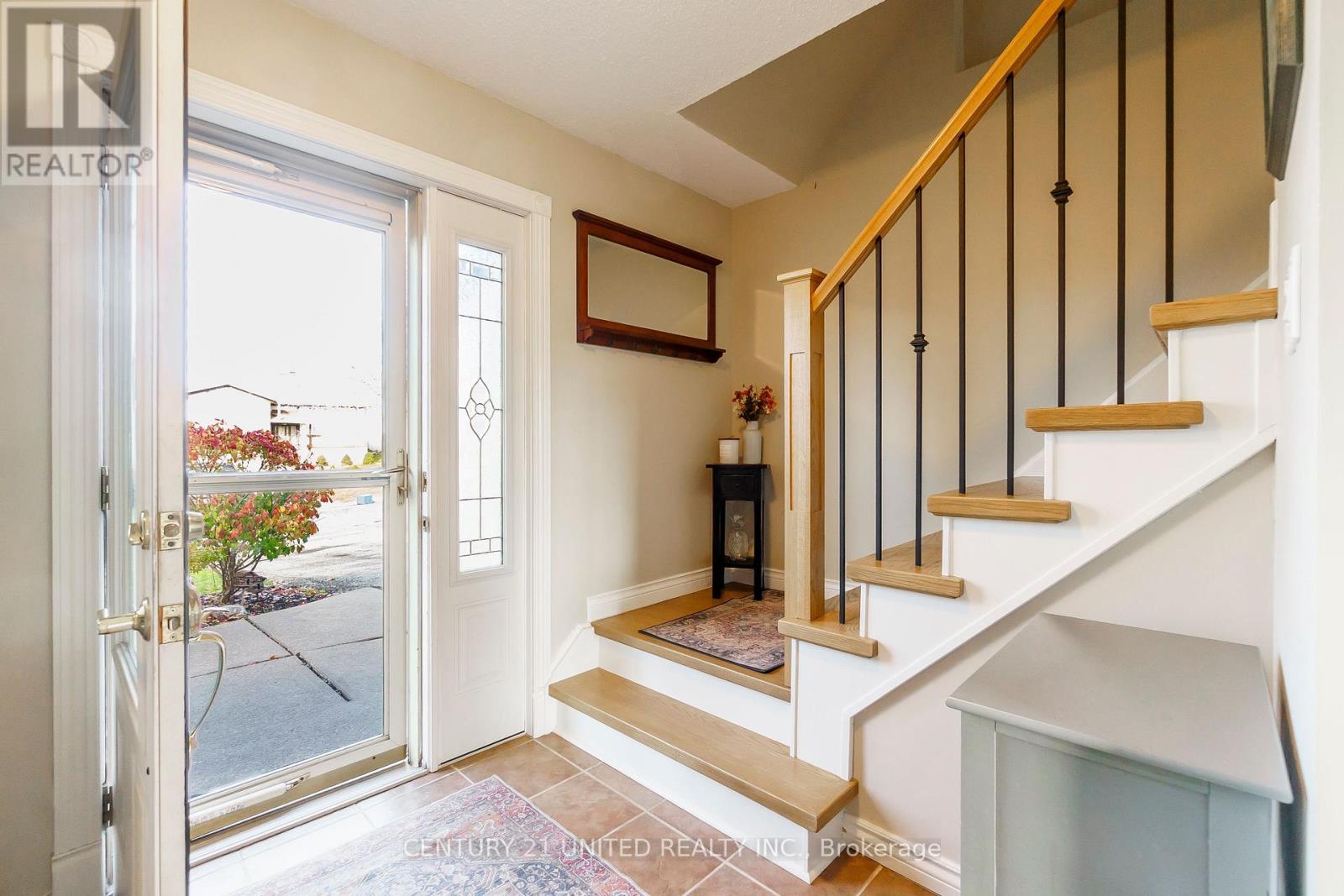 2627 Ridgetop Crescent, Peterborough, Ontario  K9L 1J1 - Photo 7 - X12551662