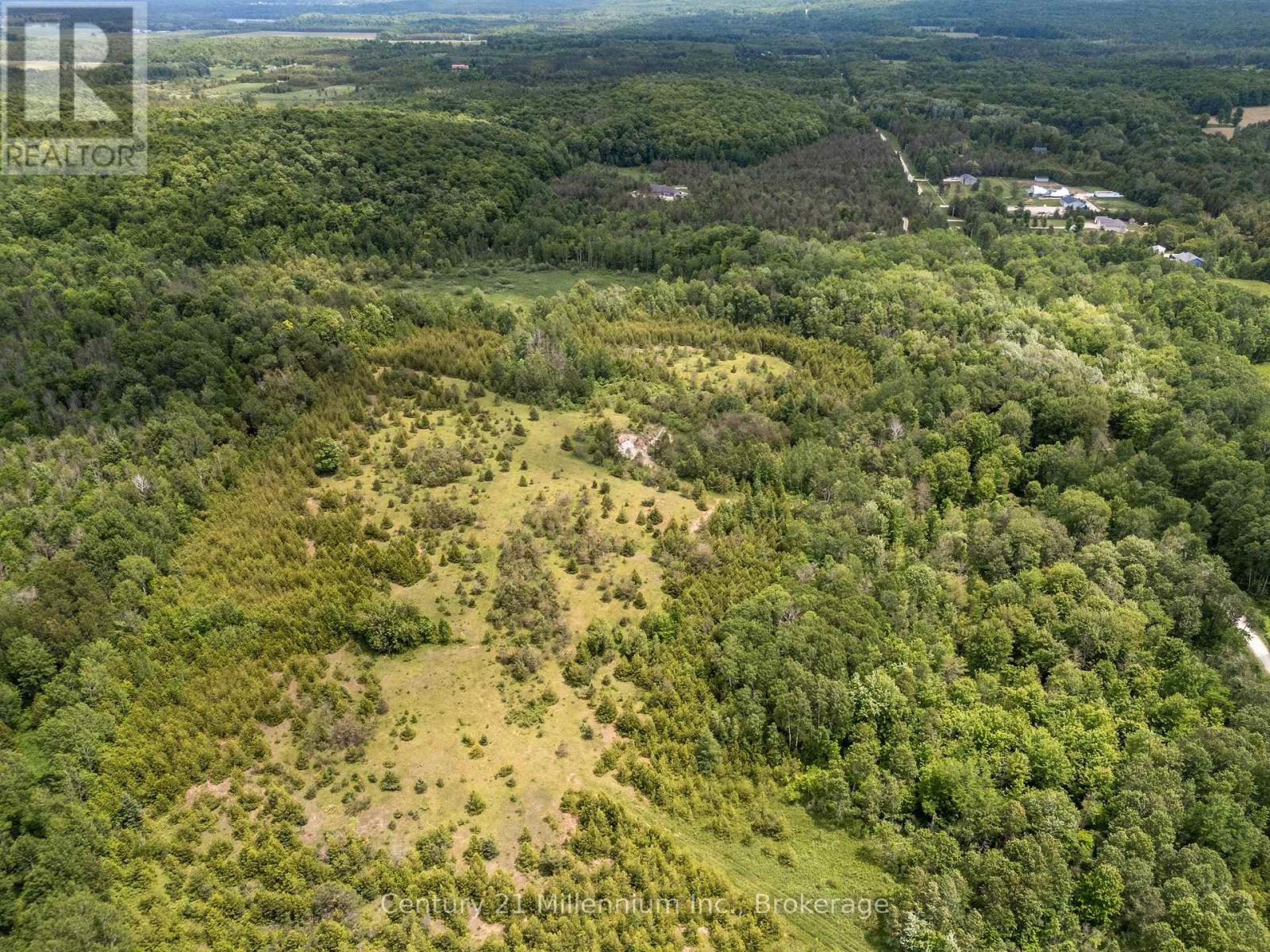 135389 Concession 8 Road, Chatsworth, Ontario N0H 1K0 - Photo 21 - X12551506