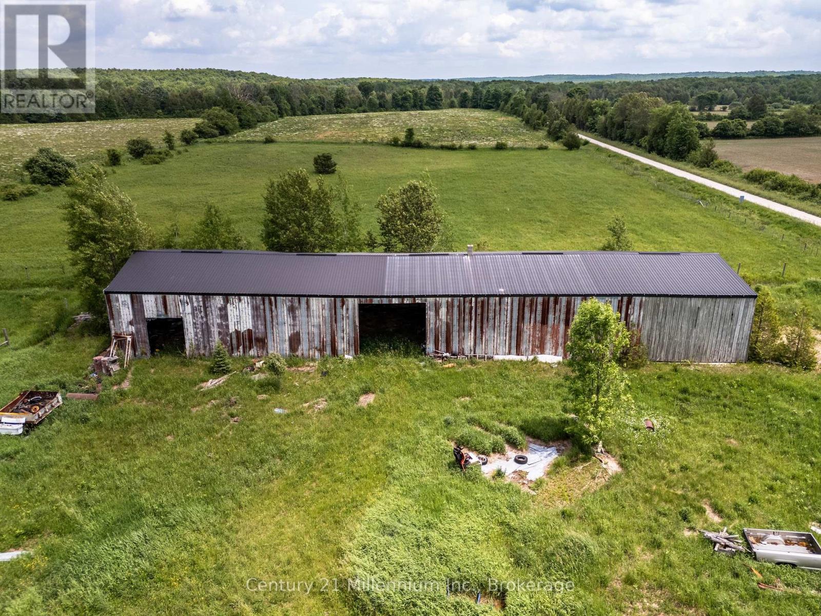 135389 Concession 8 Road, Chatsworth, Ontario N0H 1K0 - Photo 28 - X12551506