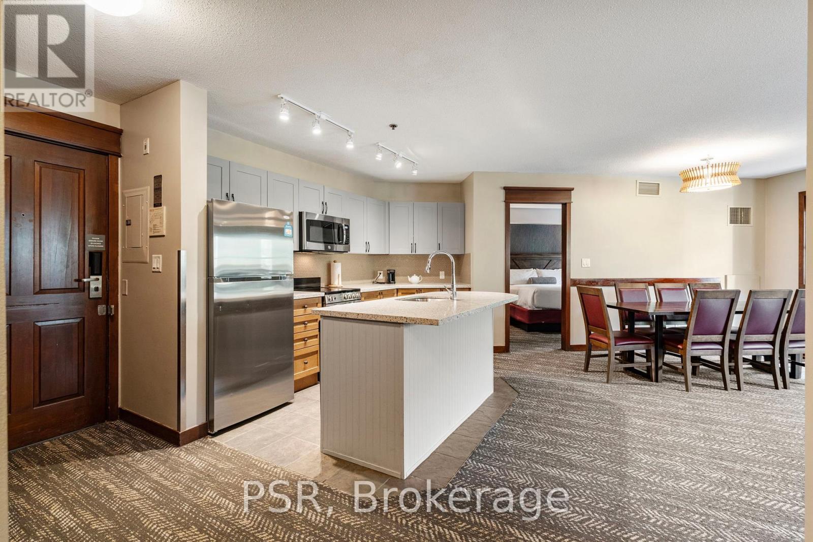 209 - 152 Jozo Weider Boulevard, Blue Mountains, Ontario L9Y 0V2 - Photo 12 - X12551526