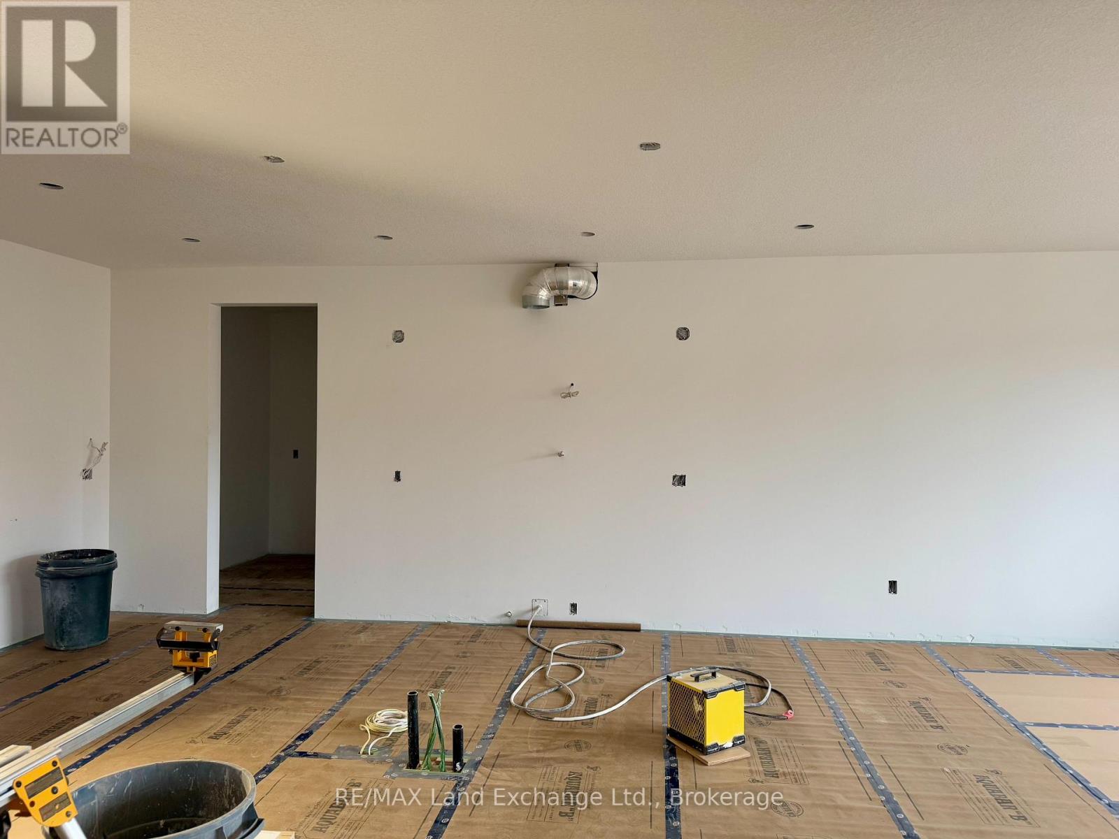 962 Bogdanovic Way, Huron-Kinloss, Ontario N2Z 0H4 - Photo 8 - X12551532