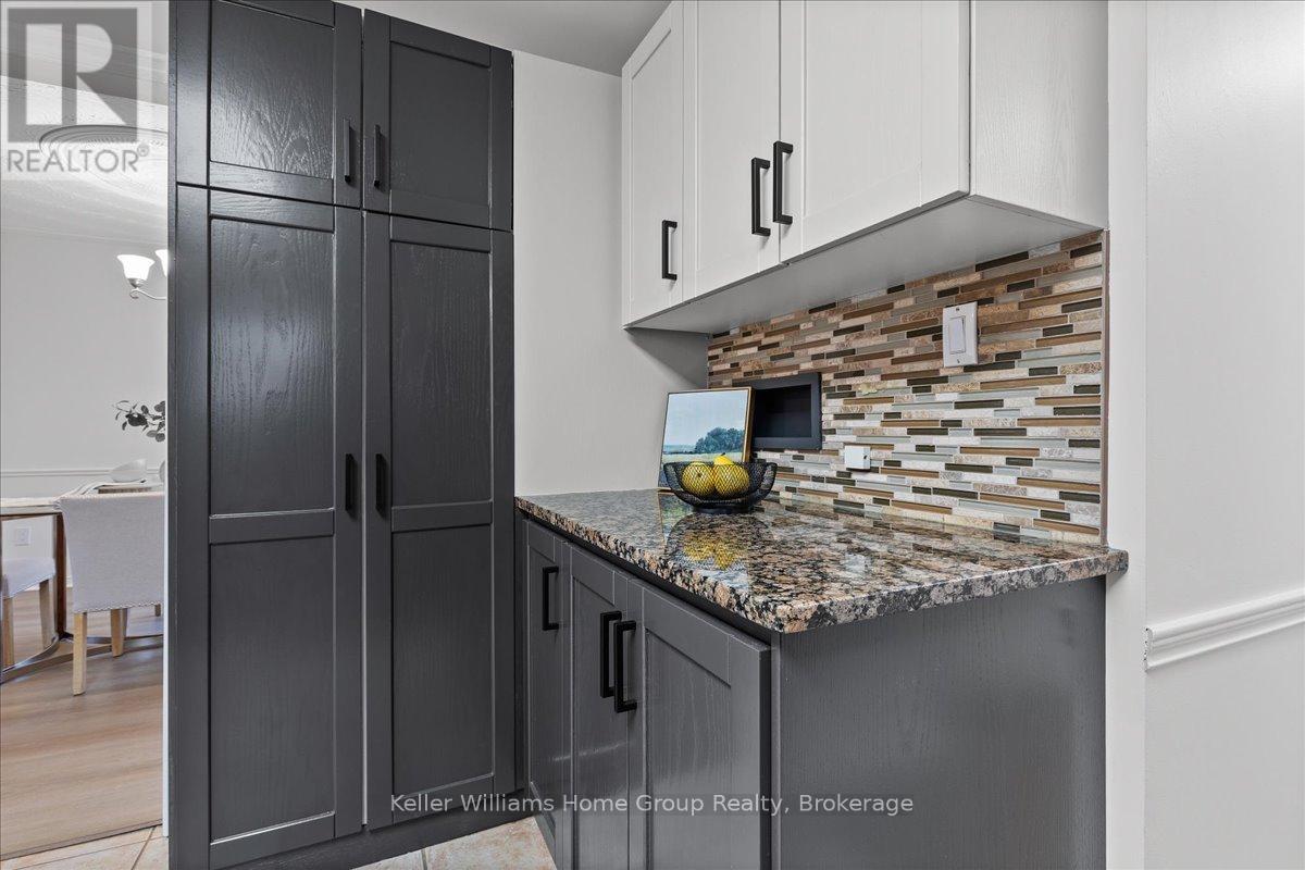 113 Rushbrook Drive, Kitchener, Ontario N2E 3C8 - Photo 13 - X12551646