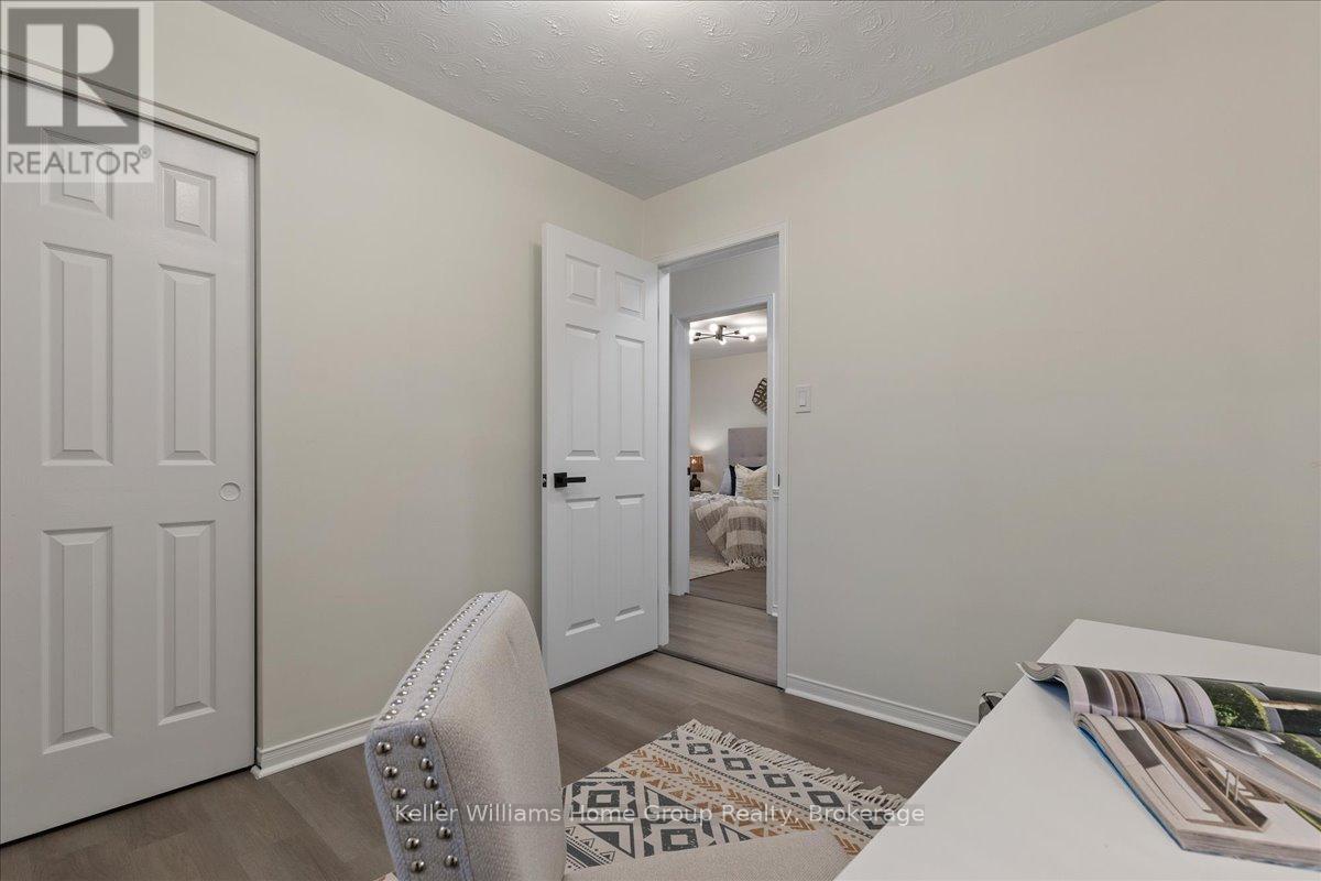 113 Rushbrook Drive, Kitchener, Ontario N2E 3C8 - Photo 22 - X12551646