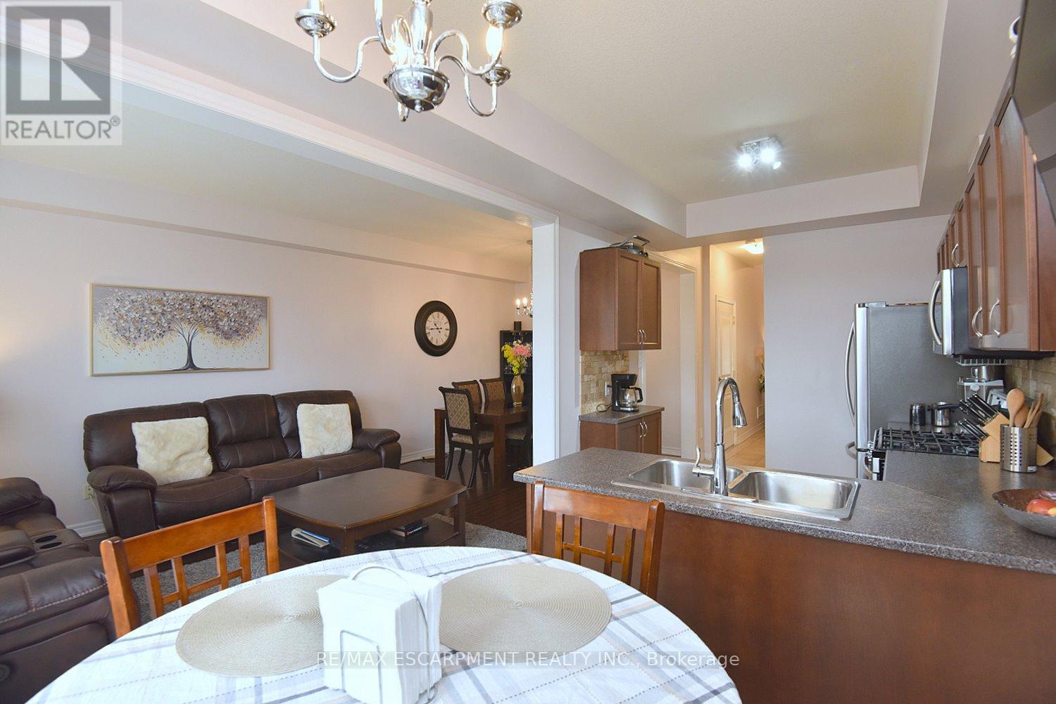 21 - 45 Seabreeze Crescent, Hamilton, Ontario  L8E 0G1 - Photo 13 - X12551402