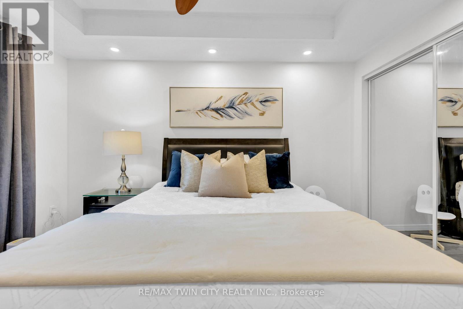 9 Bush Clover Crescent, Kitchener, Ontario  N2E 3P9 - Photo 20 - X12551444