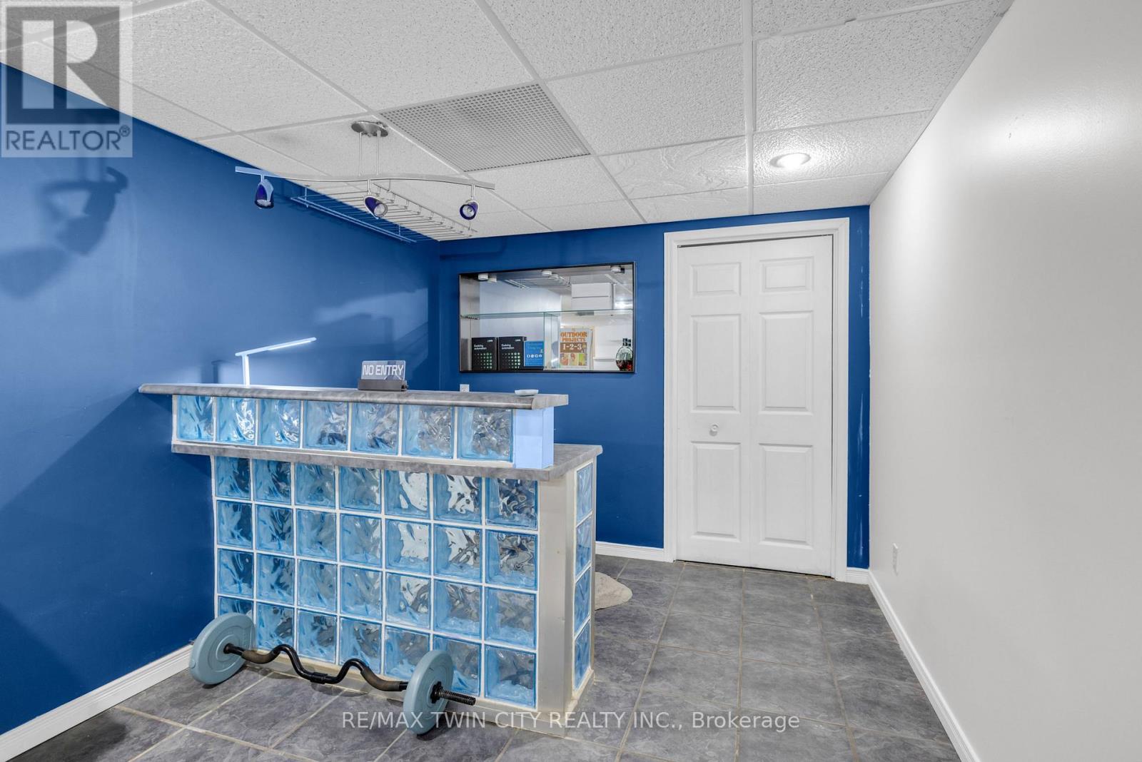 9 Bush Clover Crescent, Kitchener, Ontario  N2E 3P9 - Photo 30 - X12551444