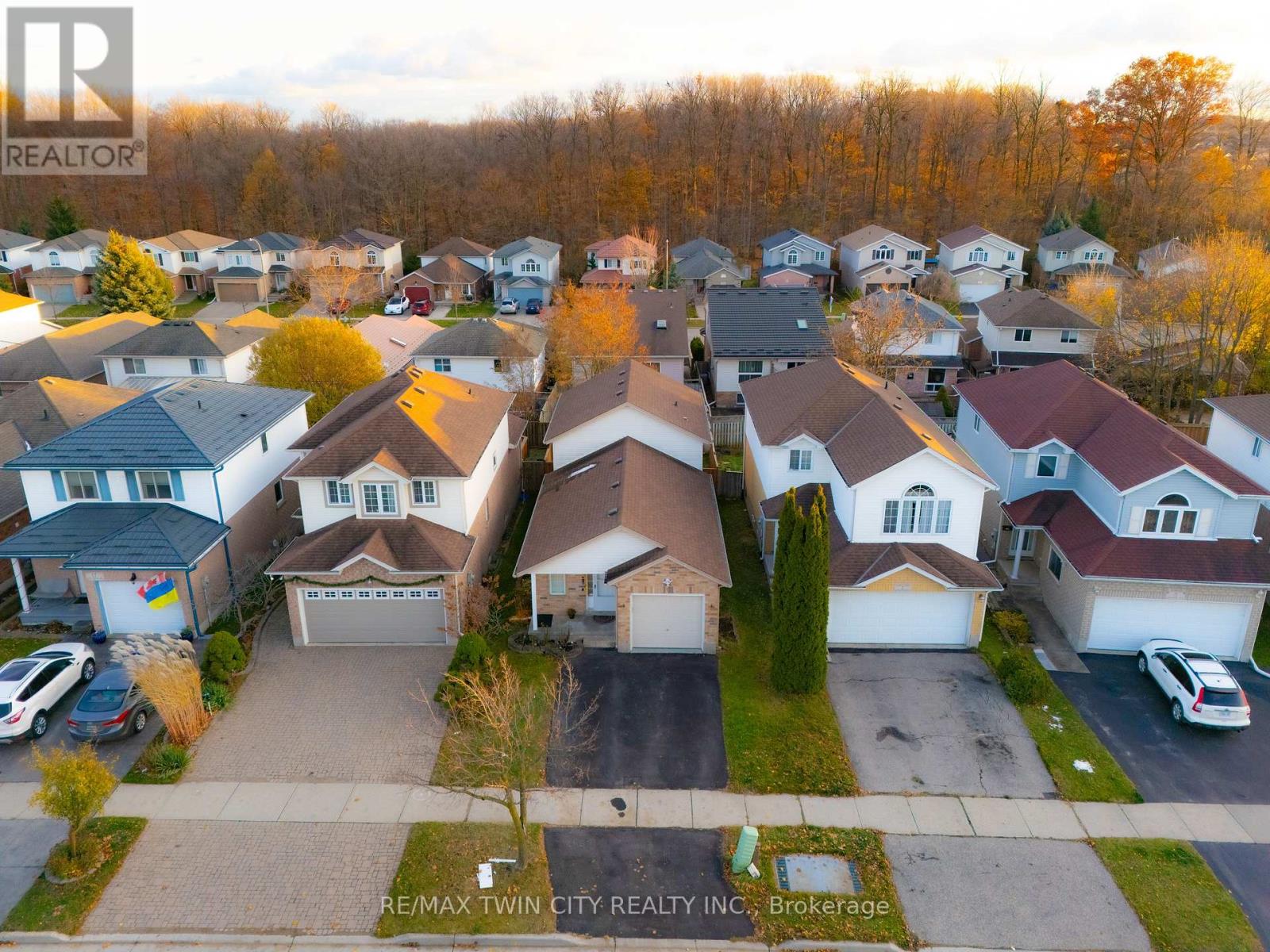 9 Bush Clover Crescent, Kitchener, Ontario  N2E 3P9 - Photo 35 - X12551444