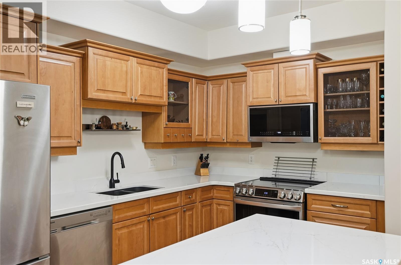 207 615 Saskatchewan Crescent W, Saskatoon, Saskatchewan  S7M 0A5 - Photo 3 - SK024166