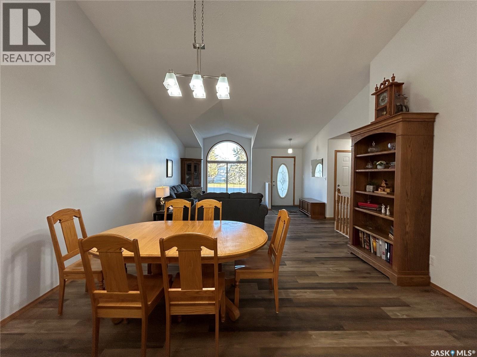 713 9th Street, Humboldt, Saskatchewan  S0K 2A0 - Photo 10 - SK024165