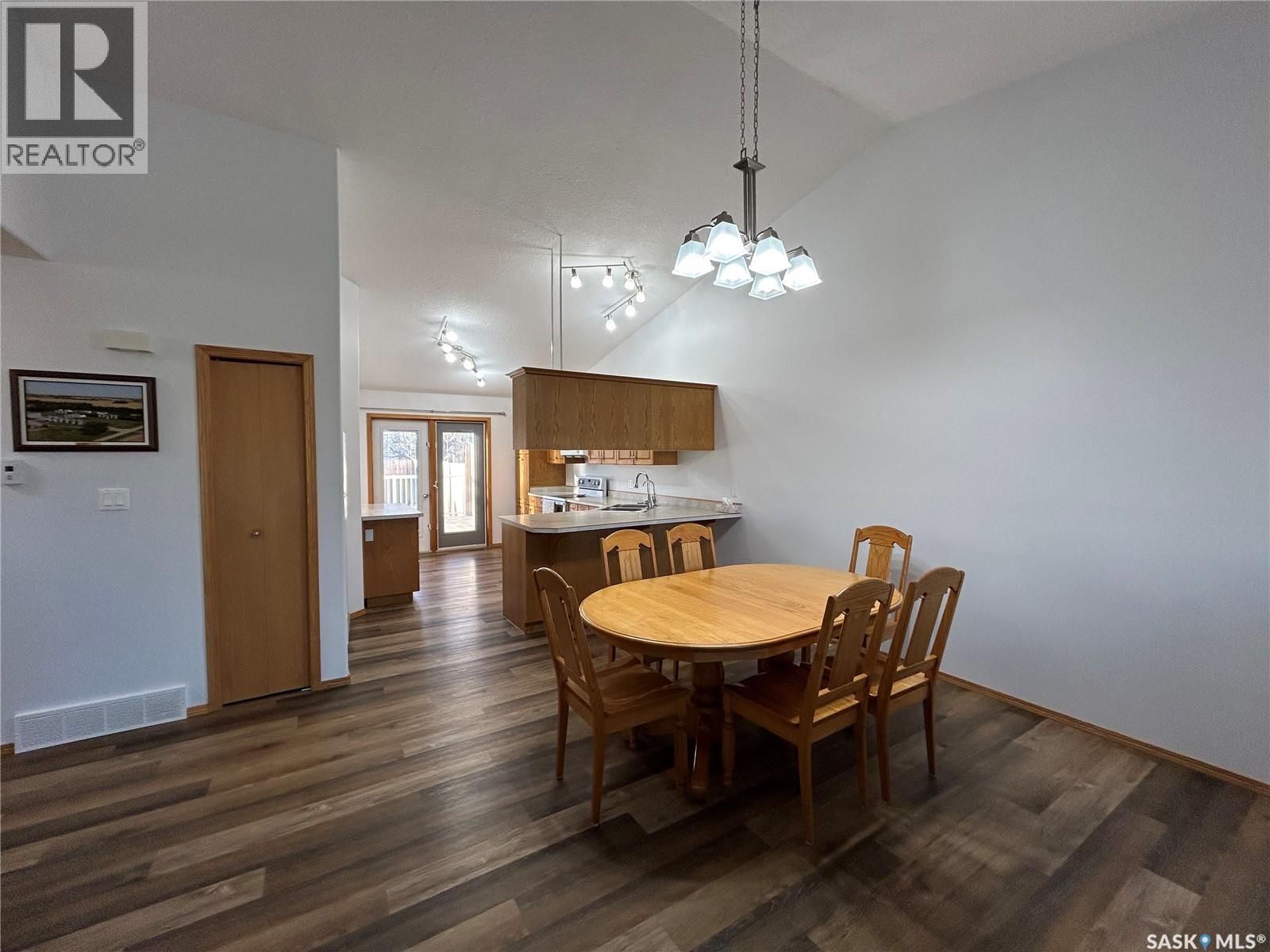 713 9th Street, Humboldt, Saskatchewan  S0K 2A0 - Photo 12 - SK024165