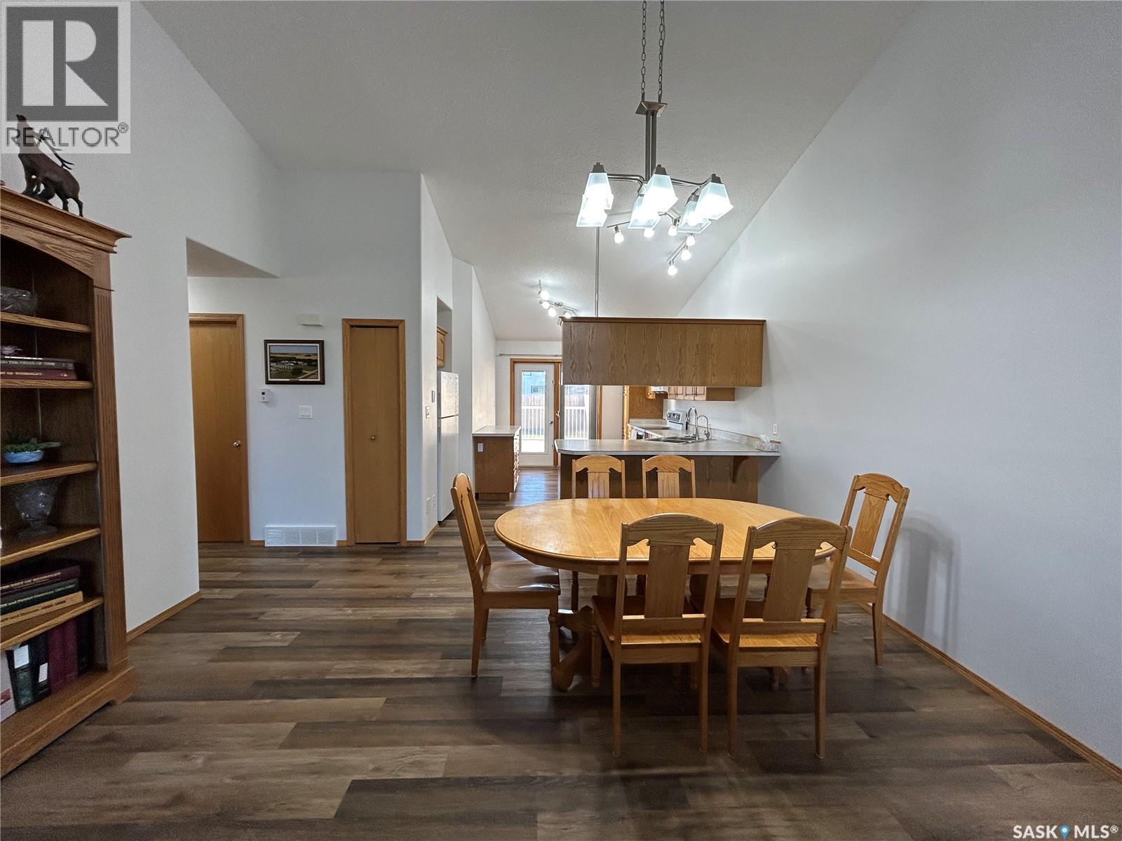 713 9th Street, Humboldt, Saskatchewan  S0K 2A0 - Photo 13 - SK024165