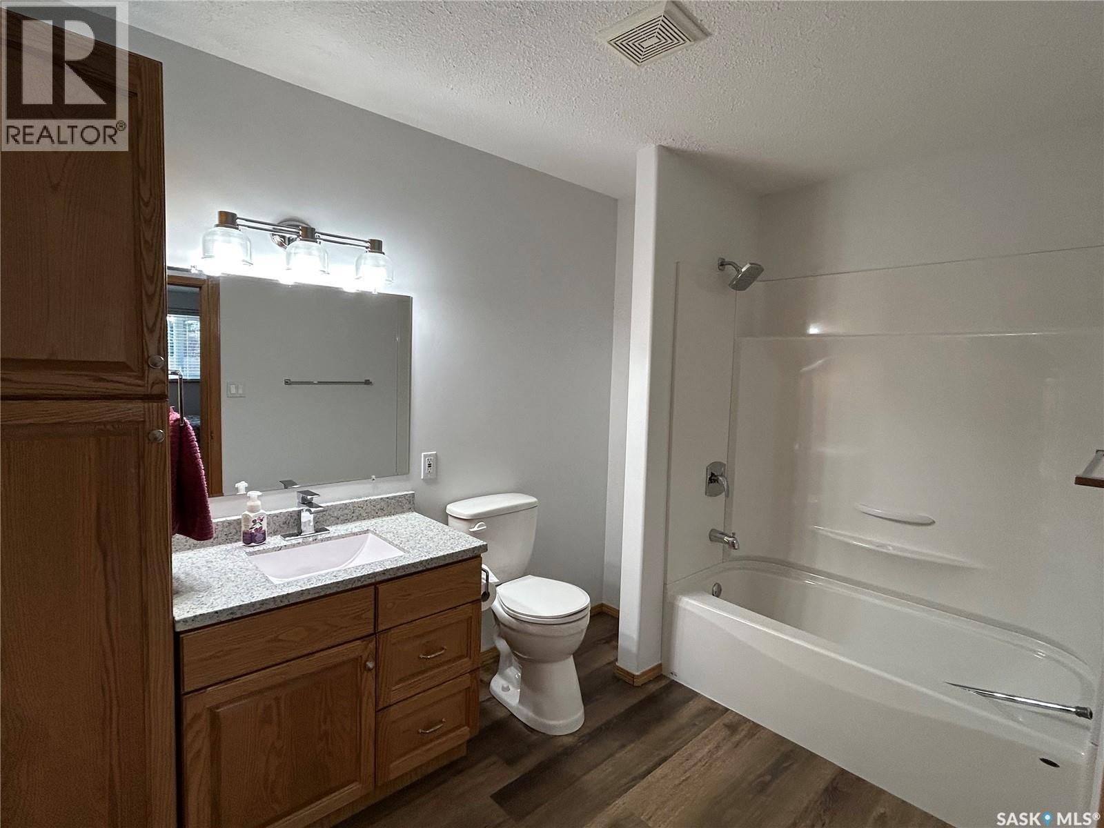 713 9th Street, Humboldt, Saskatchewan  S0K 2A0 - Photo 25 - SK024165