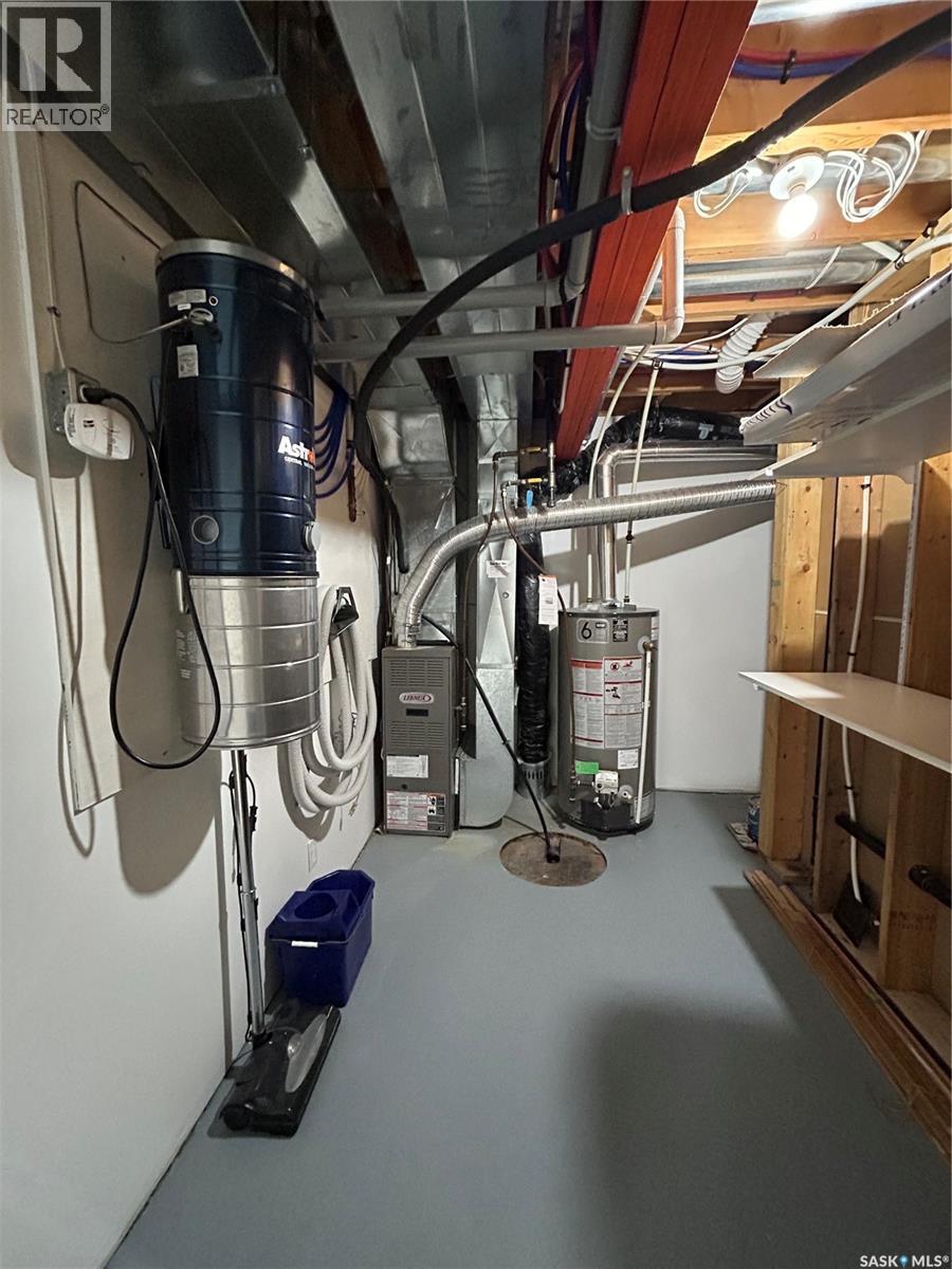 713 9th Street, Humboldt, Saskatchewan  S0K 2A0 - Photo 35 - SK024165