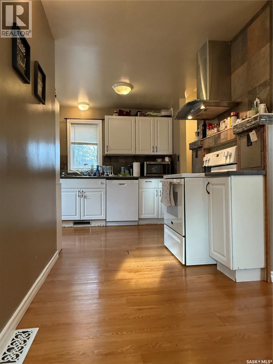 325 Manitoba Street, Melville, Saskatchewan  S0A 2P0 - Photo 3 - SK024135