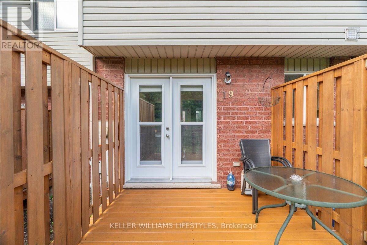 19 - 101 Brookside Street, London South, Ontario  N5Z 5C9 - Photo 6 - X12259016