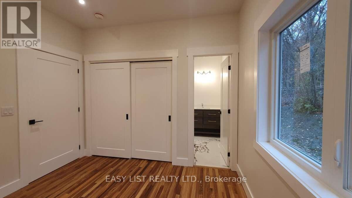 187 Albin Road, Tay, Ontario  L0K 2C0 - Photo 27 - S12466290
