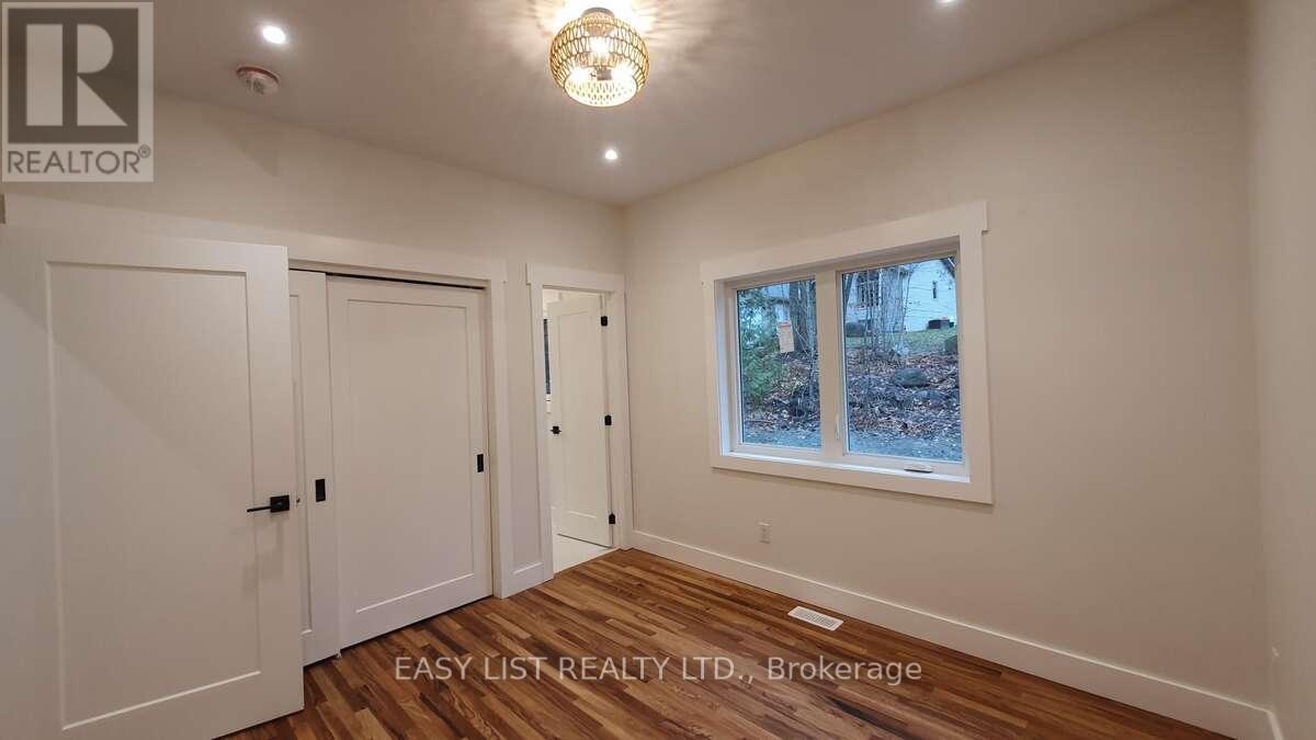 187 Albin Road, Tay, Ontario  L0K 2C0 - Photo 28 - S12466290