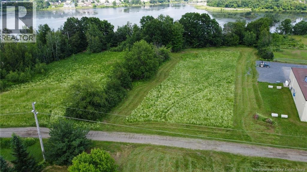 170 And 174 Houlton Street, Woodstock, New Brunswick  E7M 1Z1 - Photo 18 - NB090049