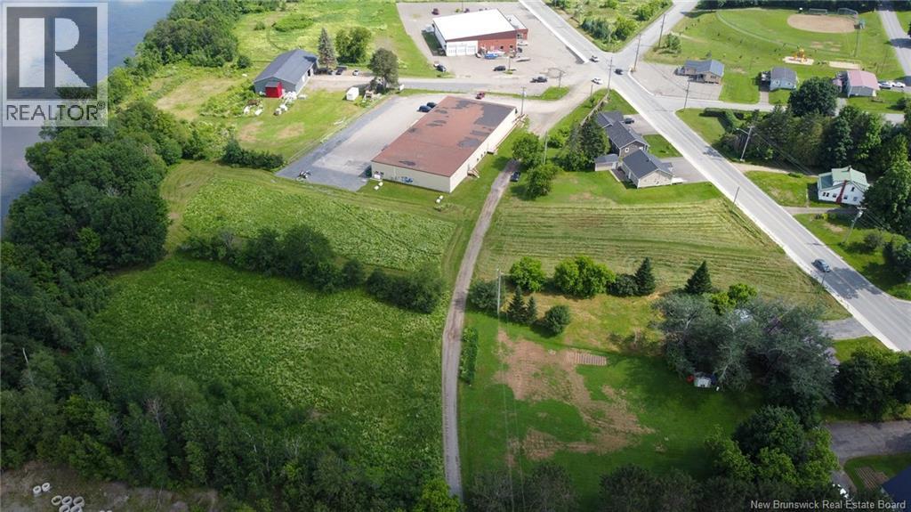 170 And 174 Houlton Street, Woodstock, New Brunswick  E7M 1Z1 - Photo 20 - NB090049