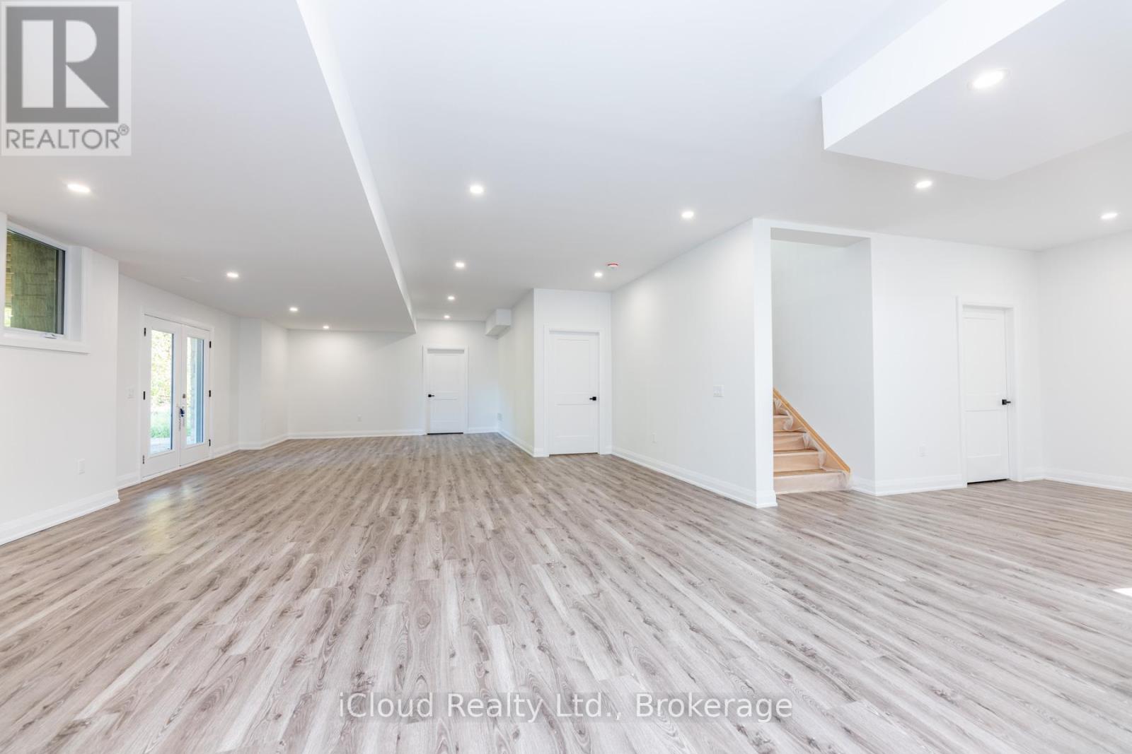 8 Prentis Court, Melancthon, Ontario  L9V 3M9 - Photo 33 - X12551404