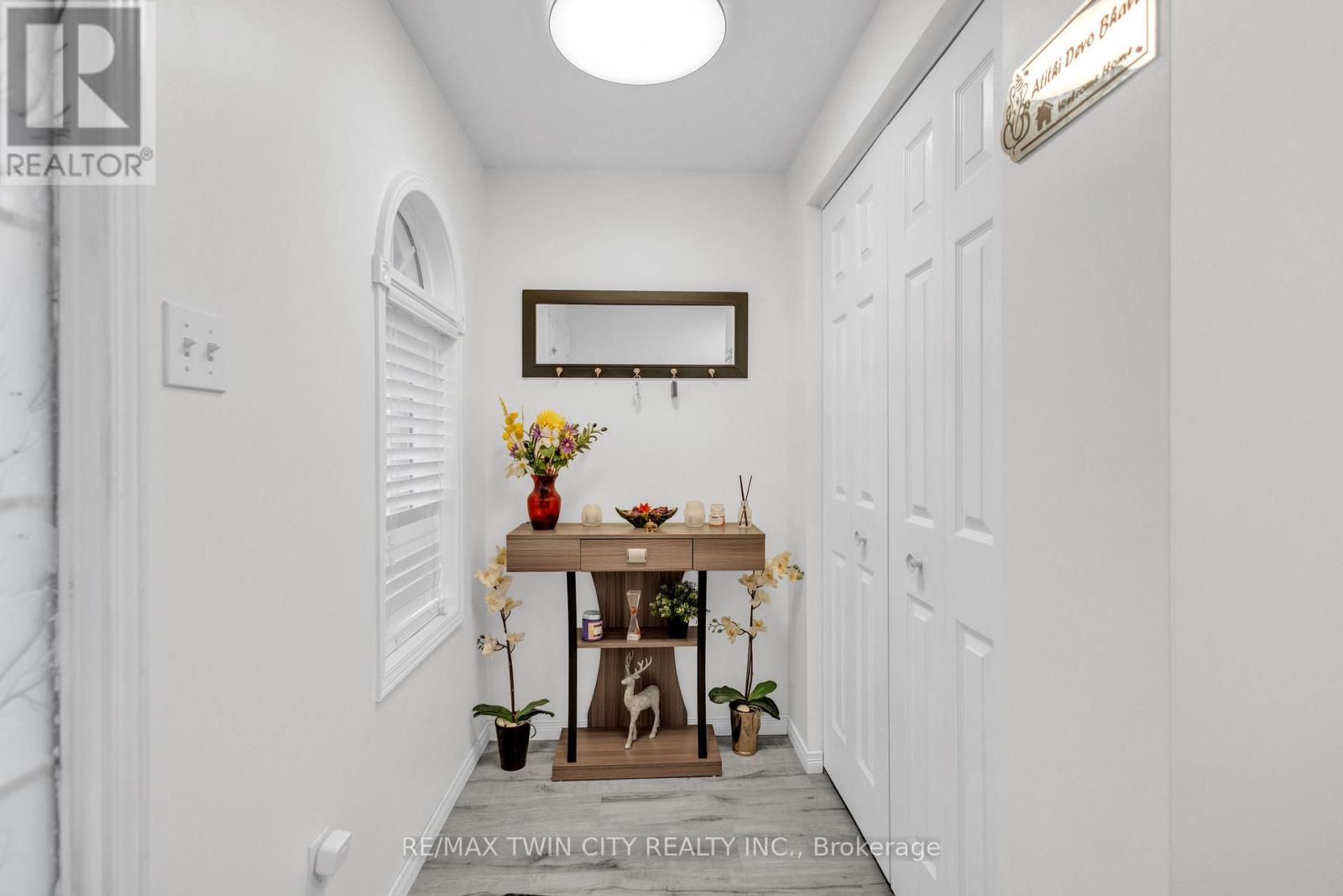 9 Bush Clover Crescent, Kitchener, Ontario  N2E 3P9 - Photo 2 - X12551444