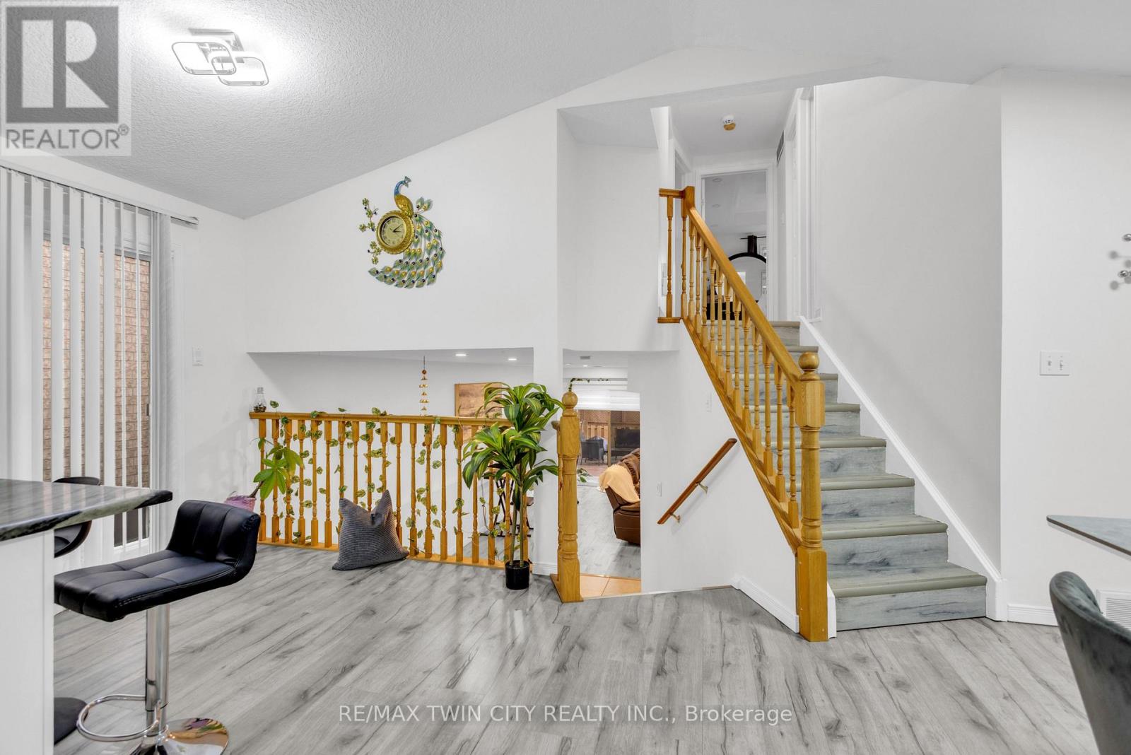 9 Bush Clover Crescent, Kitchener, Ontario  N2E 3P9 - Photo 9 - X12551444