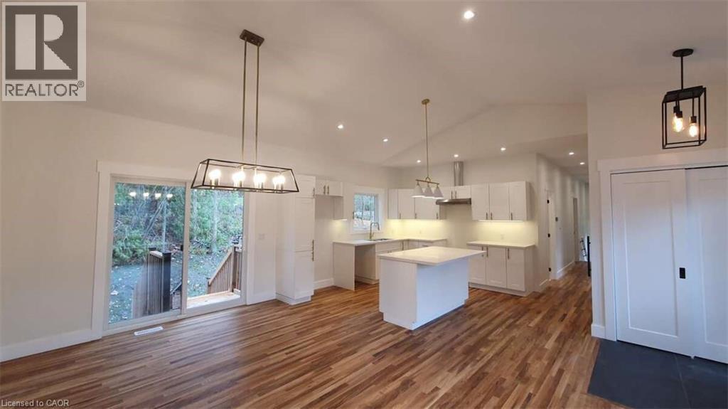 187 Albin Road, Waubaushene, Ontario  L0K 2C0 - Photo 7 - 40773808